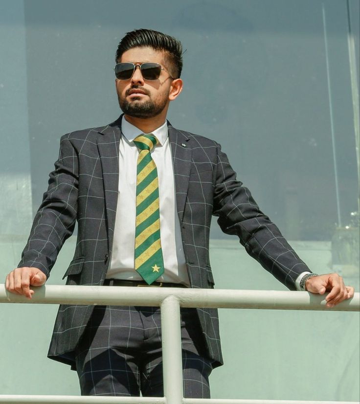 Babar Azam Net Worth):